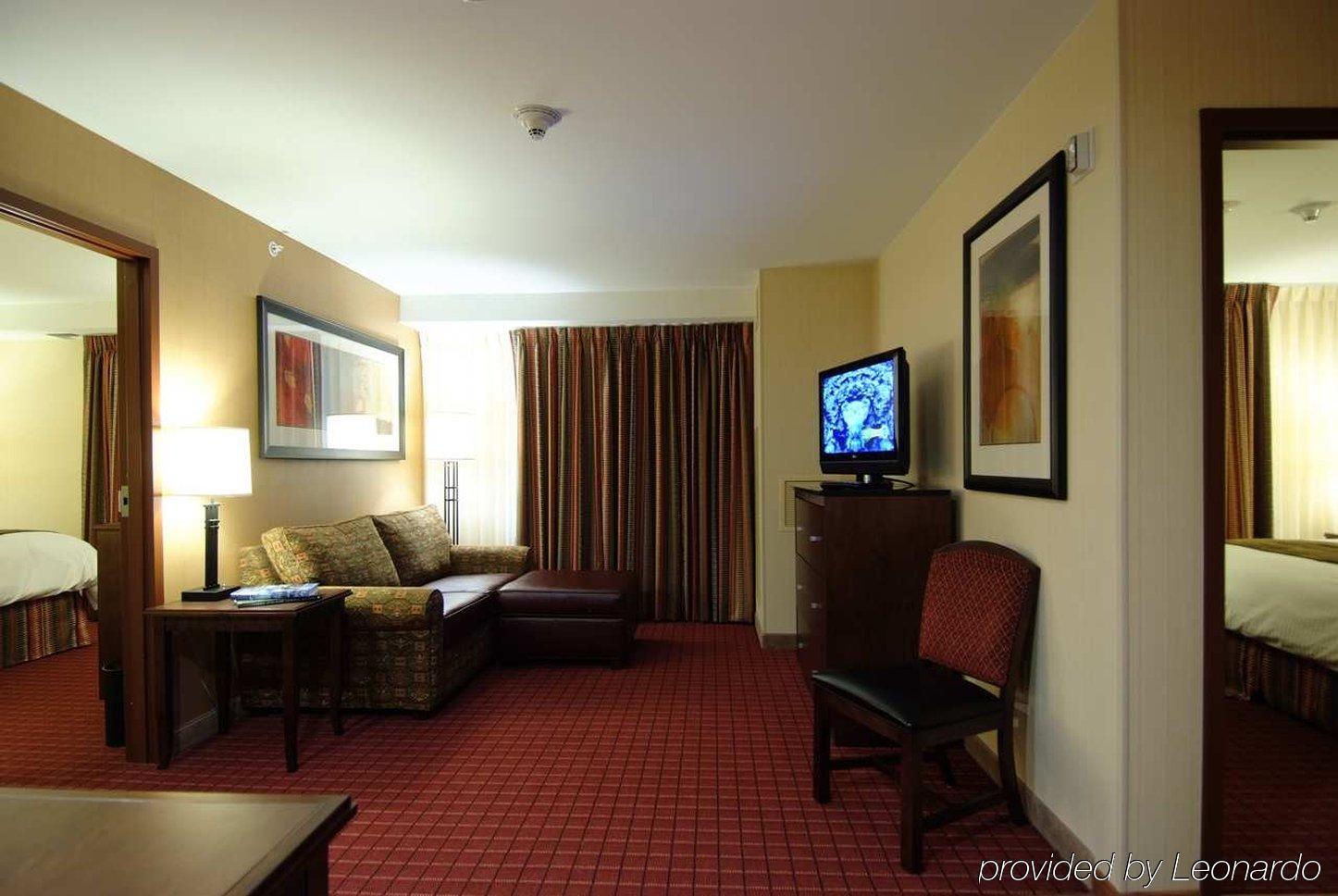 Embassy Suites Anchorage Habitación foto